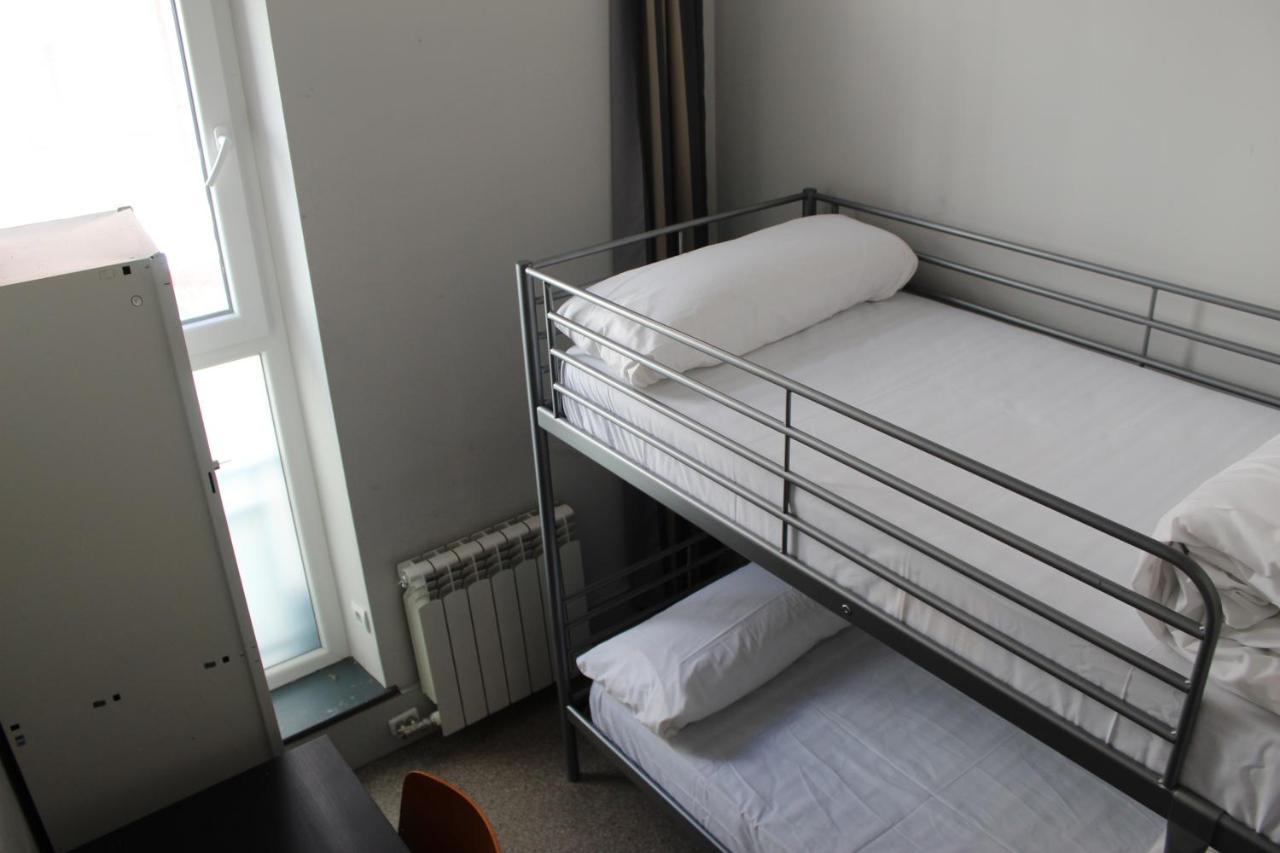 Mola! Hostel Burgos Bagian luar foto