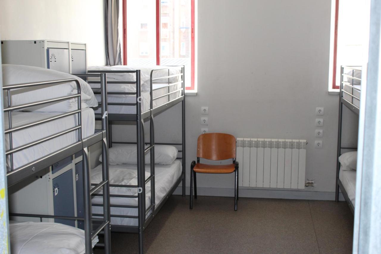 Mola! Hostel Burgos Bagian luar foto
