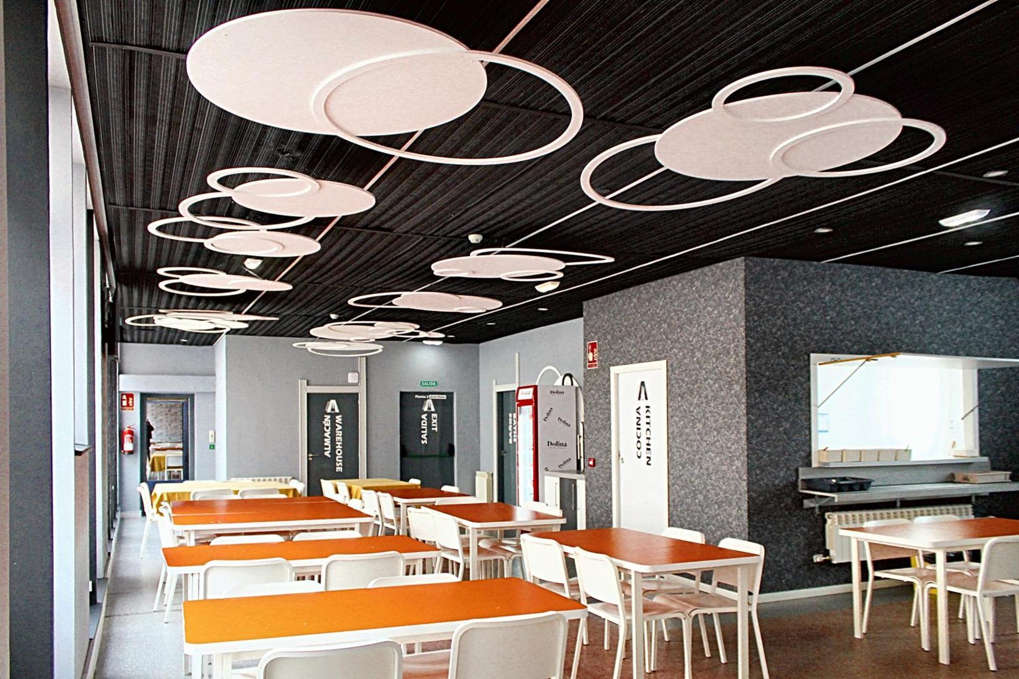 Mola! Hostel Burgos Bagian luar foto
